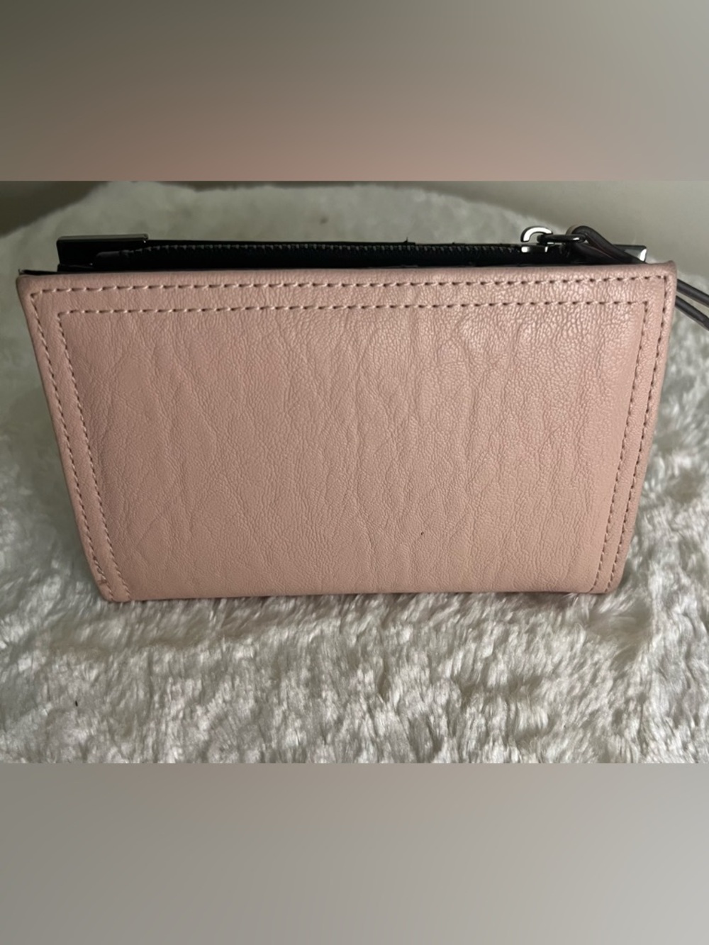 Jessica Simpson Wallet - Picture 2 of 8